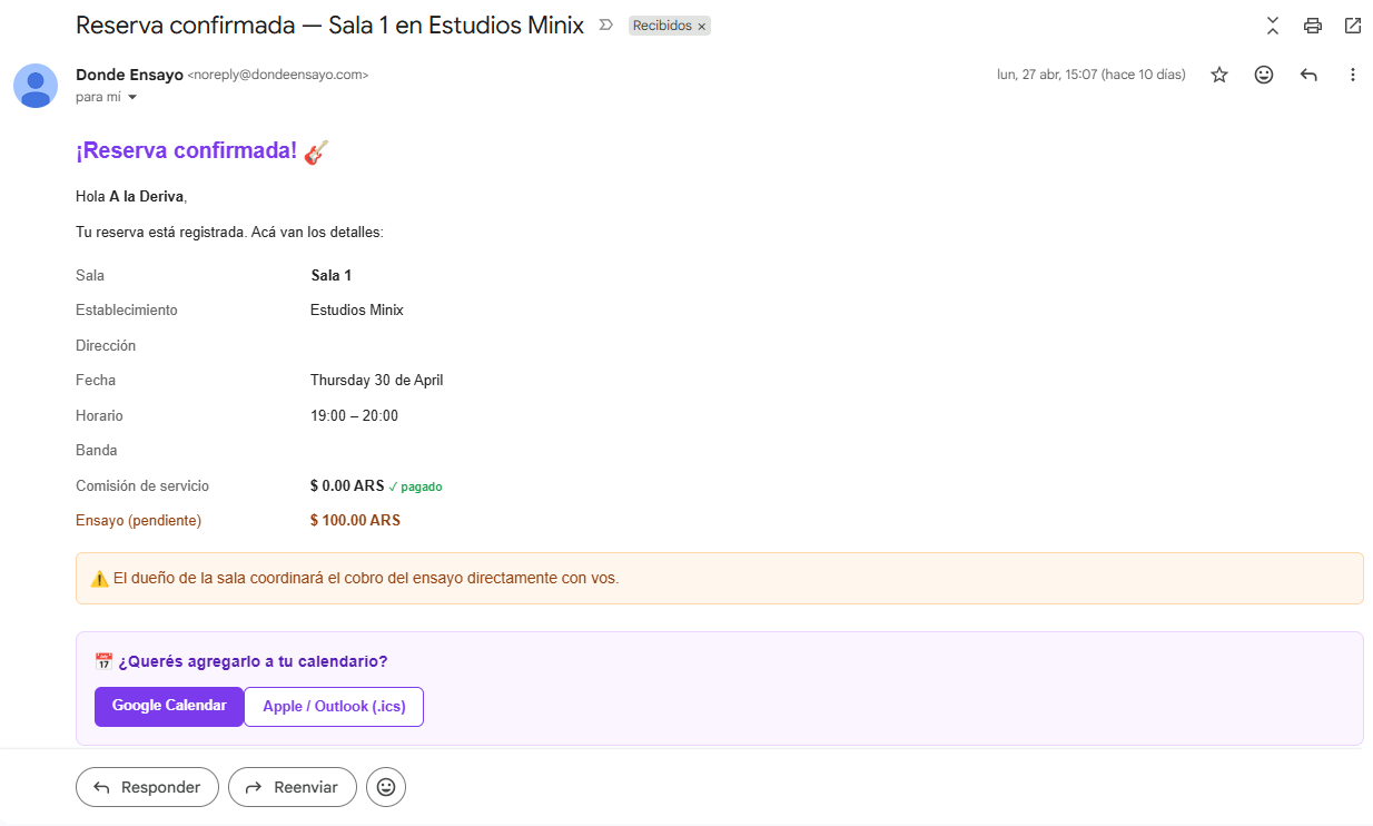 Email de confirmación de reserva — detalle de sala, horario, monto y botones de calendario